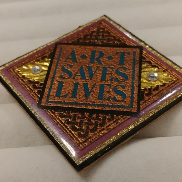 Art Saves Lives Hand Made Brooch - Picture 7 of 8